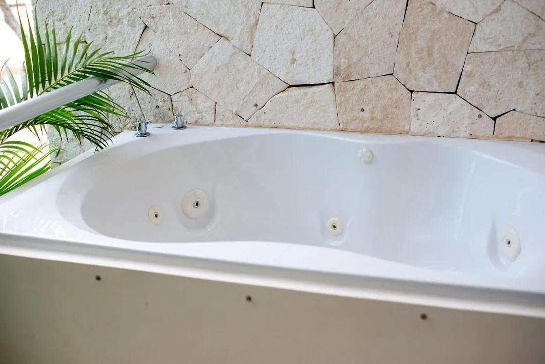 Akumal Seabreeze Private Hot Tub Beach Access 11 Pools Mexico